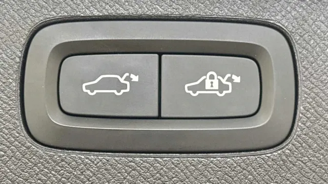 Vehicle Thumbnail 11