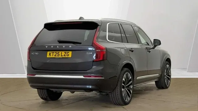 Vehicle Thumbnail 23