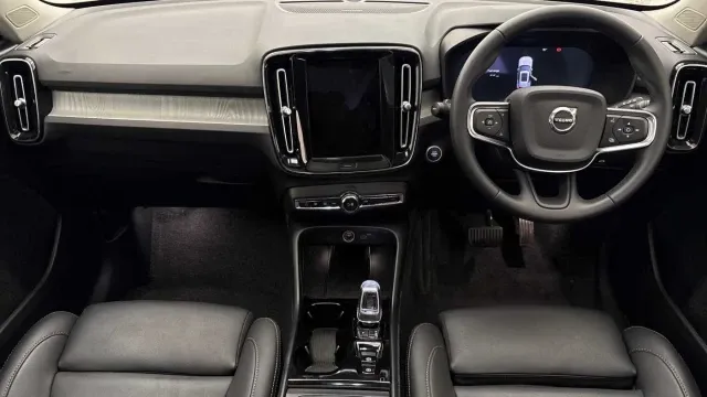 Vehicle Thumbnail 2