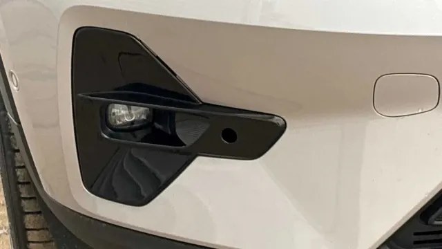 Vehicle Thumbnail 16