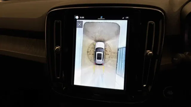 Vehicle Thumbnail 37