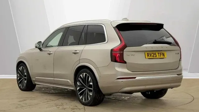 Vehicle Thumbnail 5