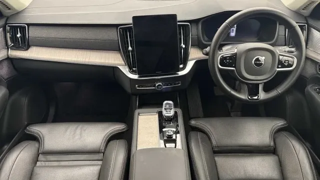 Vehicle Thumbnail 10