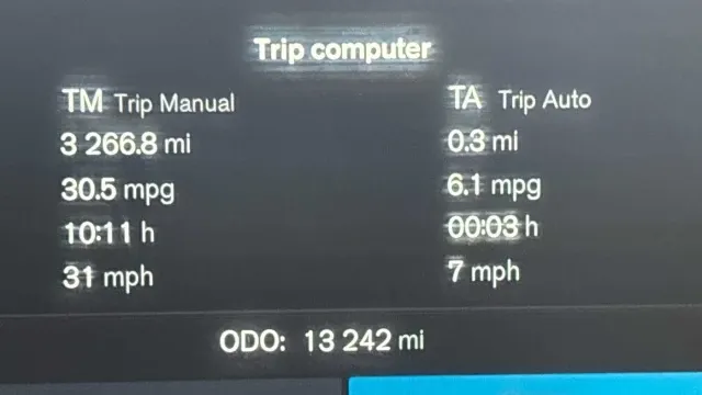 Vehicle Thumbnail 11