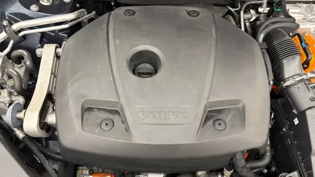 Vehicle Thumbnail 7