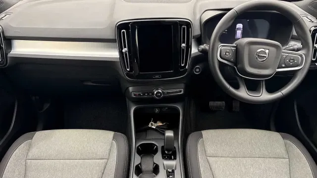 Vehicle Thumbnail 2
