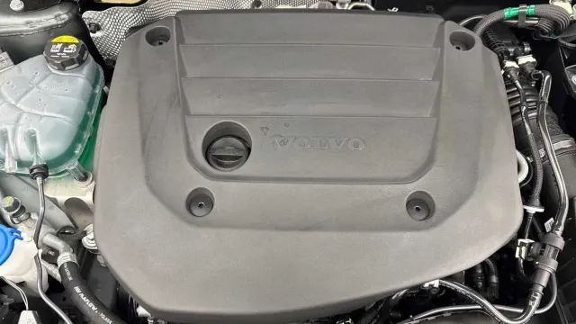 Vehicle Thumbnail 7