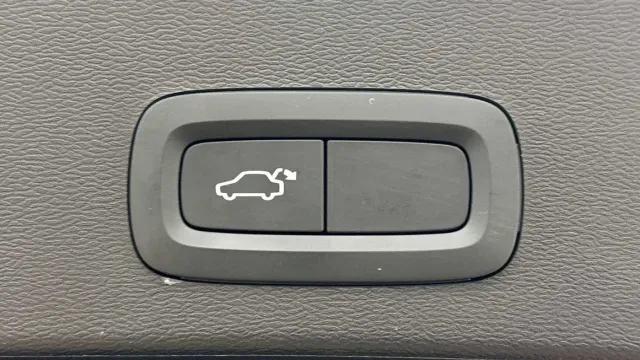 Vehicle Thumbnail 10