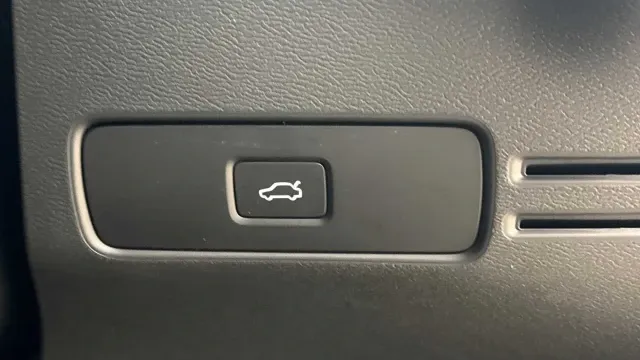 Vehicle Thumbnail 21
