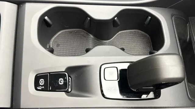 Vehicle Thumbnail 24
