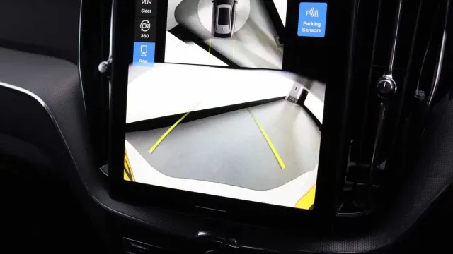Vehicle Thumbnail 11