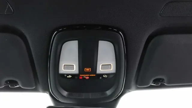Vehicle Thumbnail 21