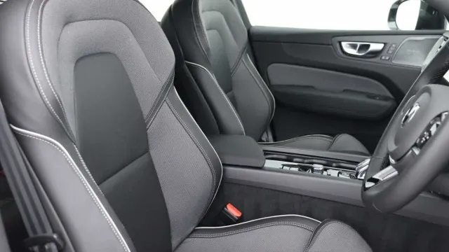 Vehicle Thumbnail 42