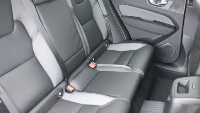 Vehicle Thumbnail 49