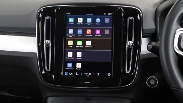 Vehicle Thumbnail 6