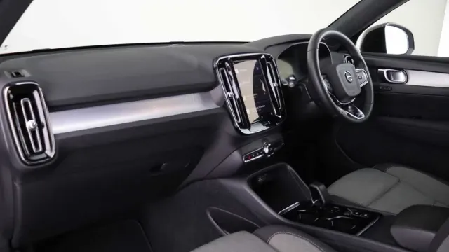 Vehicle Thumbnail 9