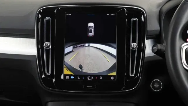 Vehicle Thumbnail 13