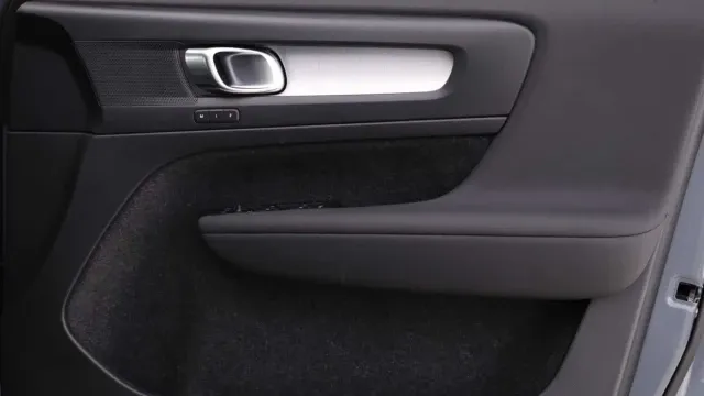 Vehicle Thumbnail 21