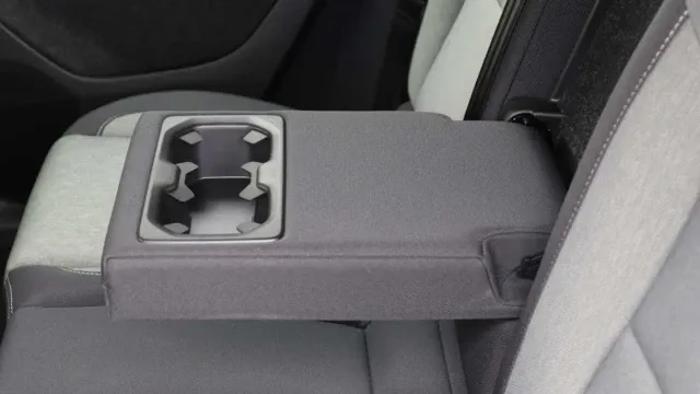 Vehicle Thumbnail 26