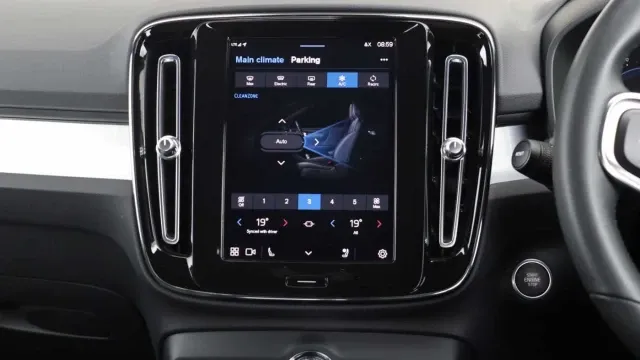 Vehicle Thumbnail 28