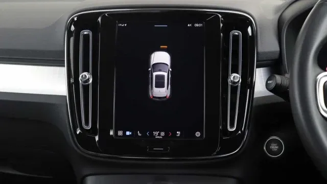 Vehicle Thumbnail 31