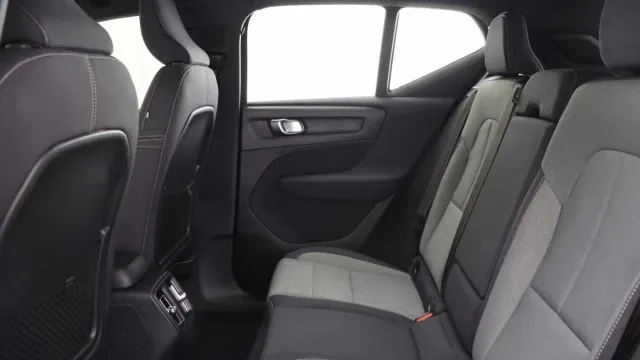 Vehicle Thumbnail 39