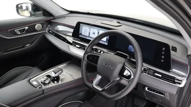 Vehicle Thumbnail 4