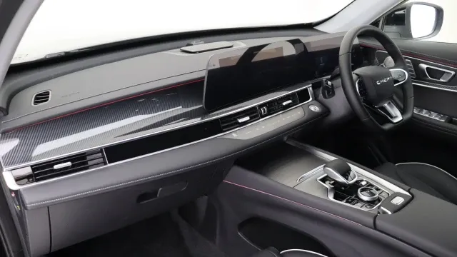 Vehicle Thumbnail 14