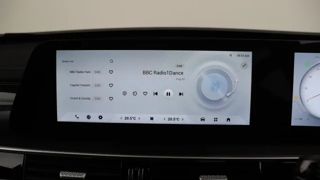 Vehicle Thumbnail 15