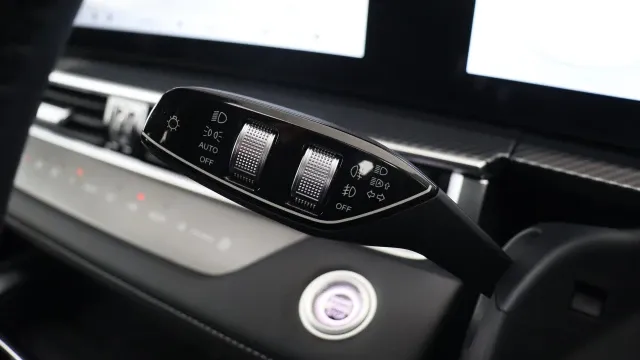 Vehicle Thumbnail 19