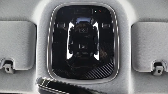 Vehicle Thumbnail 24