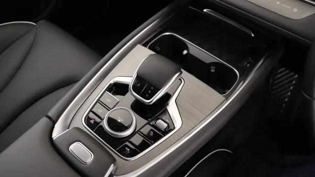 Vehicle Thumbnail 49