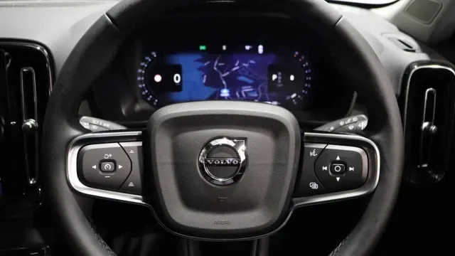 Vehicle Thumbnail 3