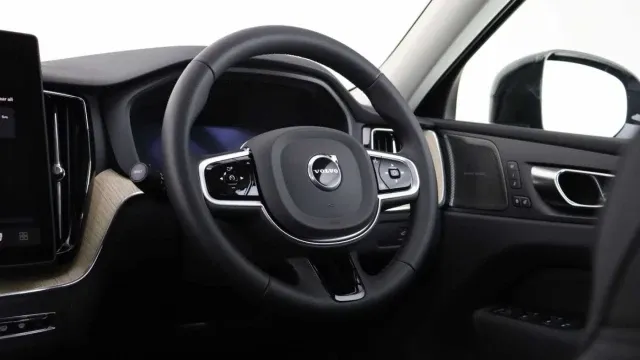 Vehicle Thumbnail 3