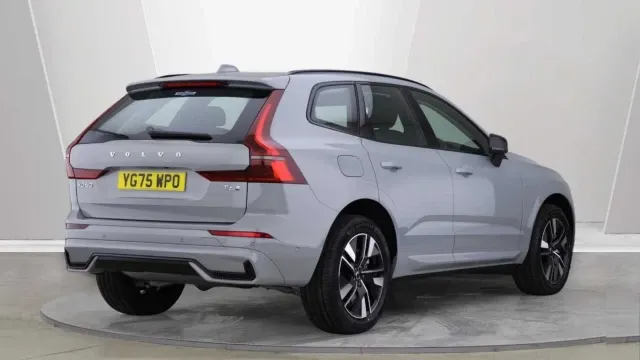 Vehicle Thumbnail 12