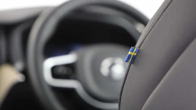 Vehicle Thumbnail 36