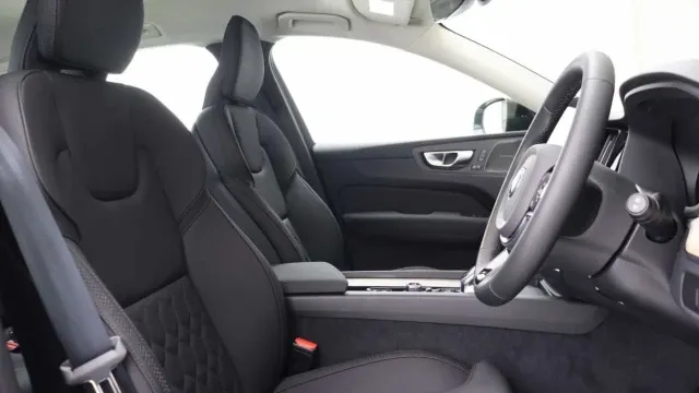 Vehicle Thumbnail 7