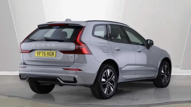 Vehicle Thumbnail 12