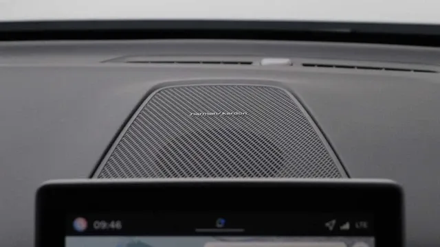 Vehicle Thumbnail 19