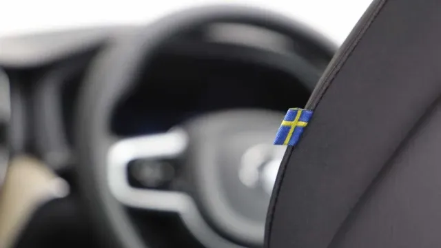 Vehicle Thumbnail 35