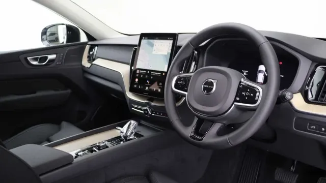 Vehicle Thumbnail 41