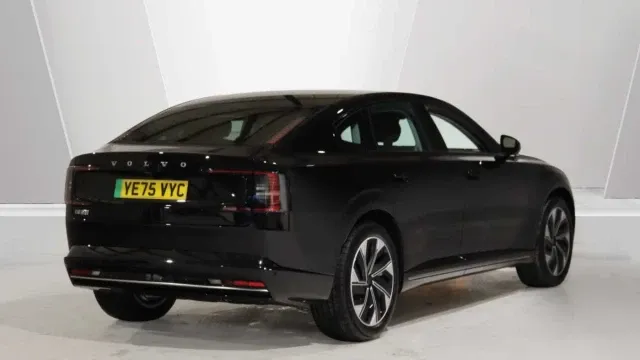 Vehicle Thumbnail 12