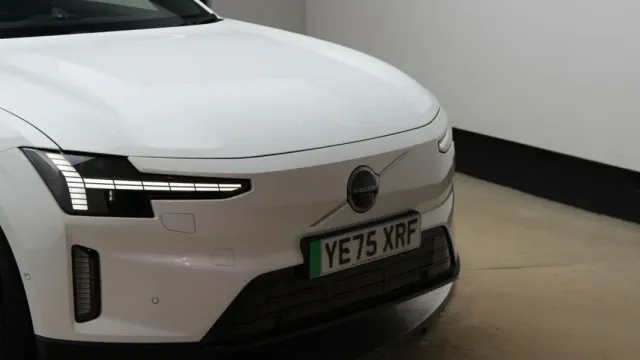 Vehicle Thumbnail 14