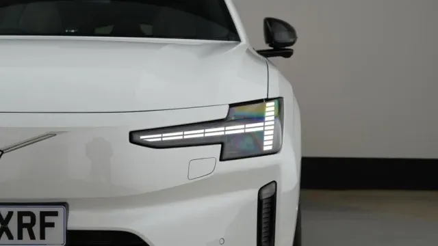 Vehicle Thumbnail 17