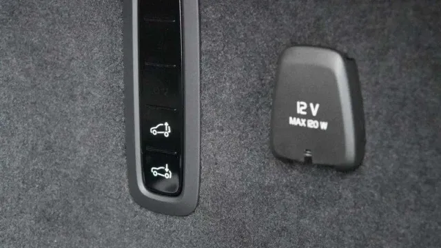 Vehicle Thumbnail 28