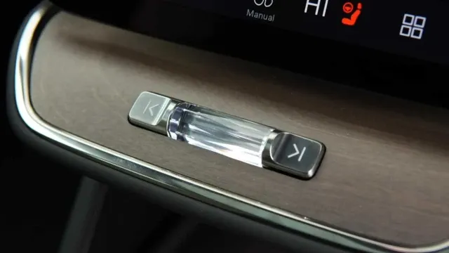 Vehicle Thumbnail 31