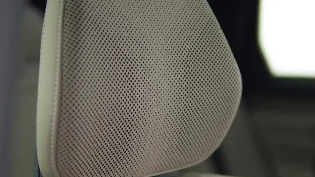 Vehicle Thumbnail 5