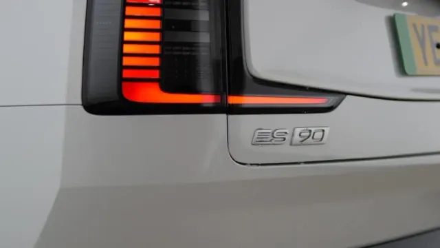 Vehicle Thumbnail 49