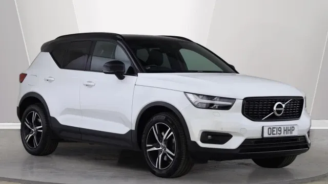 Volvo XC40 Listing Image