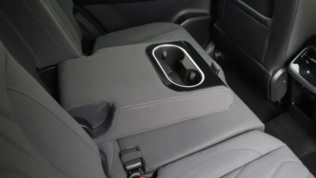 Vehicle Thumbnail 50